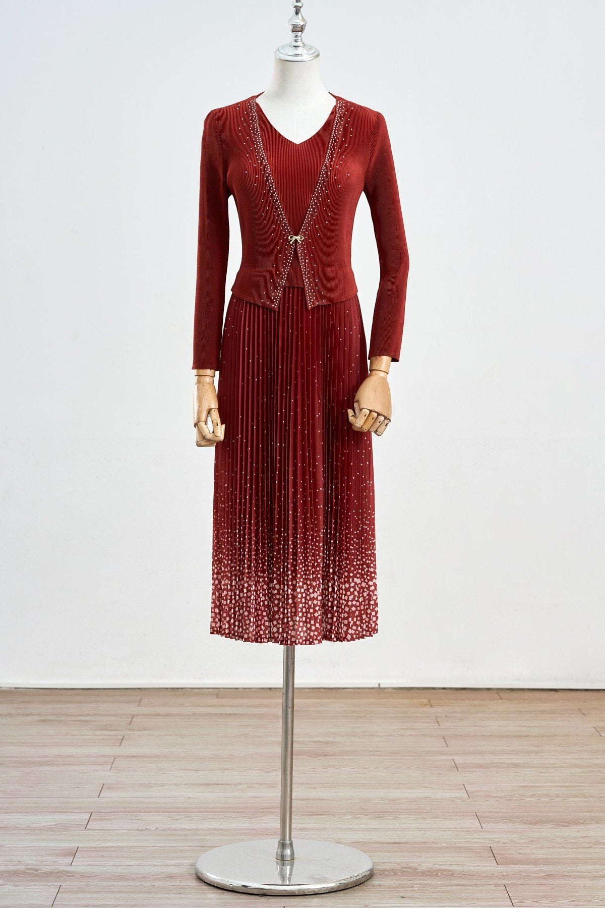 Đầm dập ly dáng xoè dài tay khoác liền - S63L25Q007