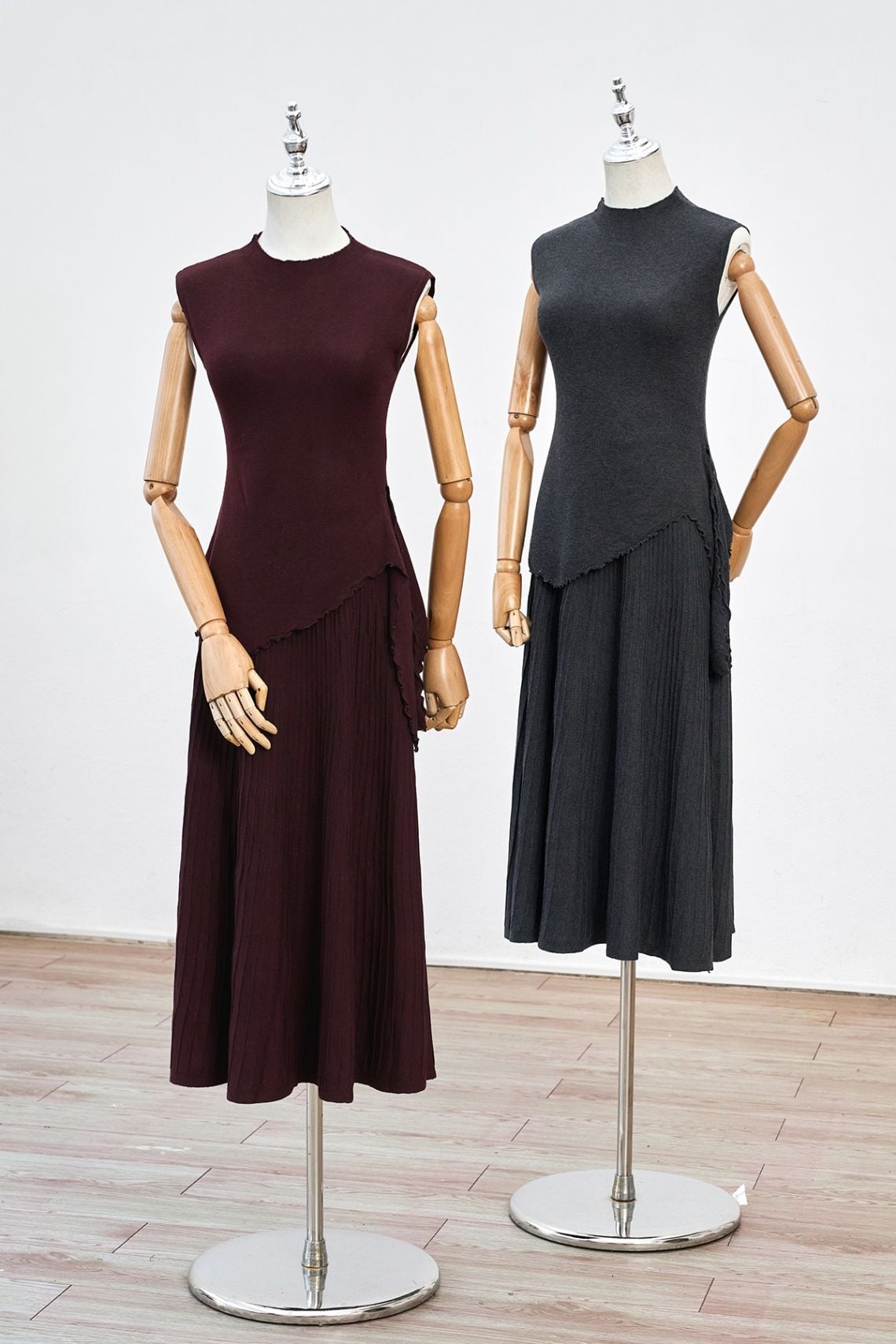 Set bộ áo len ôm cổ cuốn viền và chân váy dài dập ly - S66C25Q002