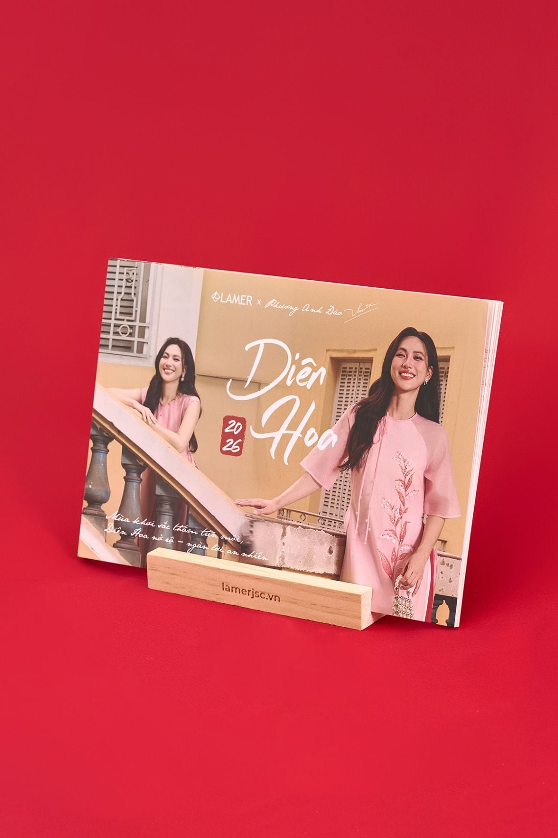 Lịch để bàn kèm đế gỗ - S6AO25Q003