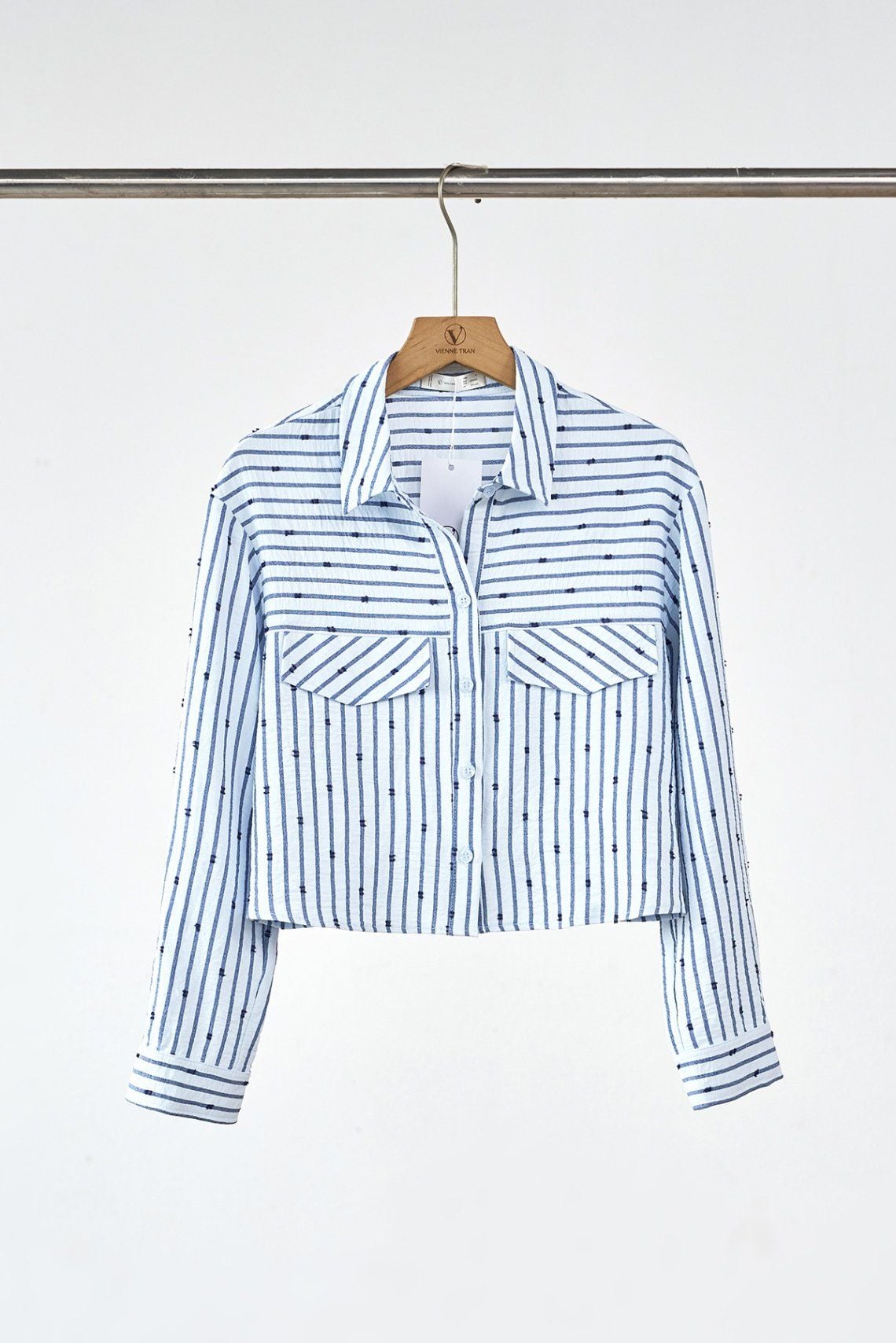 Áo sơ mi cổ đức nắp túi  - V61H25Q035