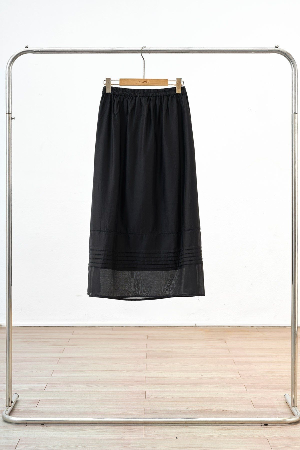 Chân váy xòe phối ren - V62L25H014