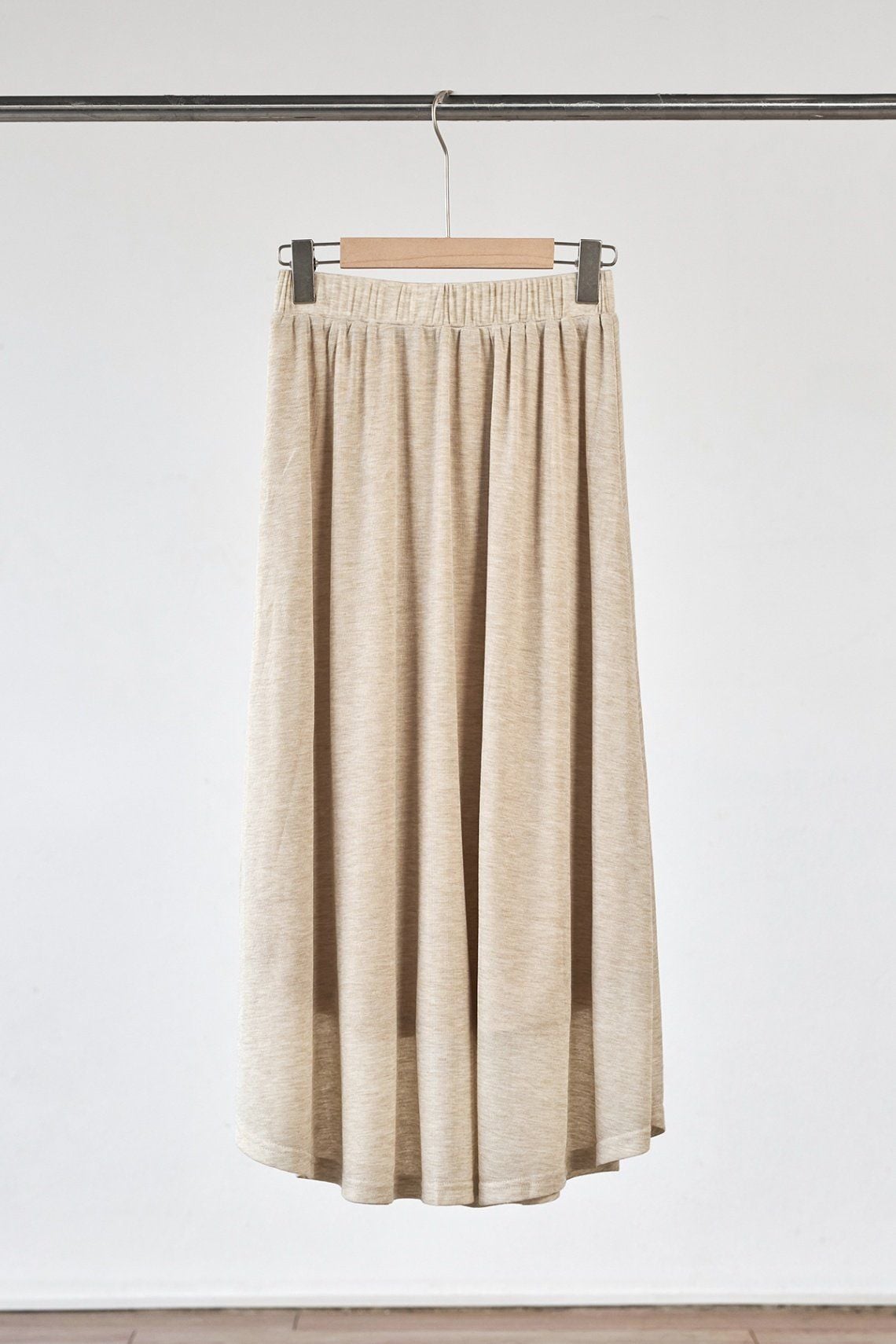 Chân váy suông thun dài cạp chun - V62T25T002