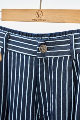 Quần kẻ ống rộng phối gấu - V64W25Q008