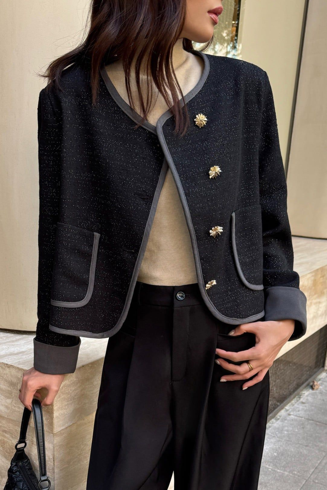 Áo khoác dạ phối viền túi ốp - V65W25T009