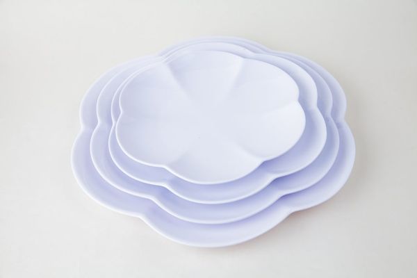 Dĩa Hoa Mai Màu Trắng