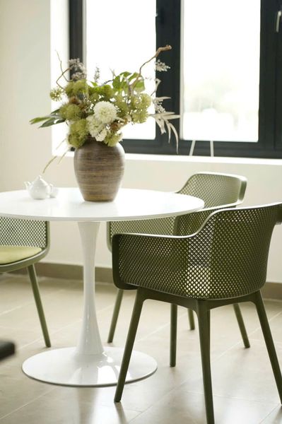 Bộ Bàn Ghế Nhựa Đúc Verona Lưng Lưới Ngoài Trời