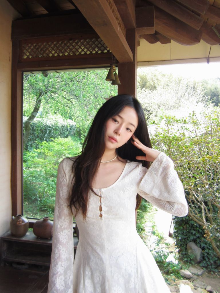 Fiona Dress - Váy ren hoa