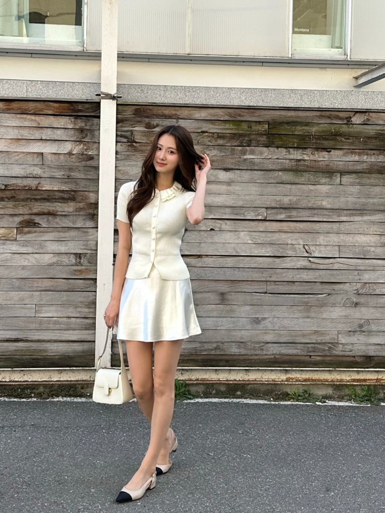Lumie Skirt - Chân váy ngắn lụa bóng