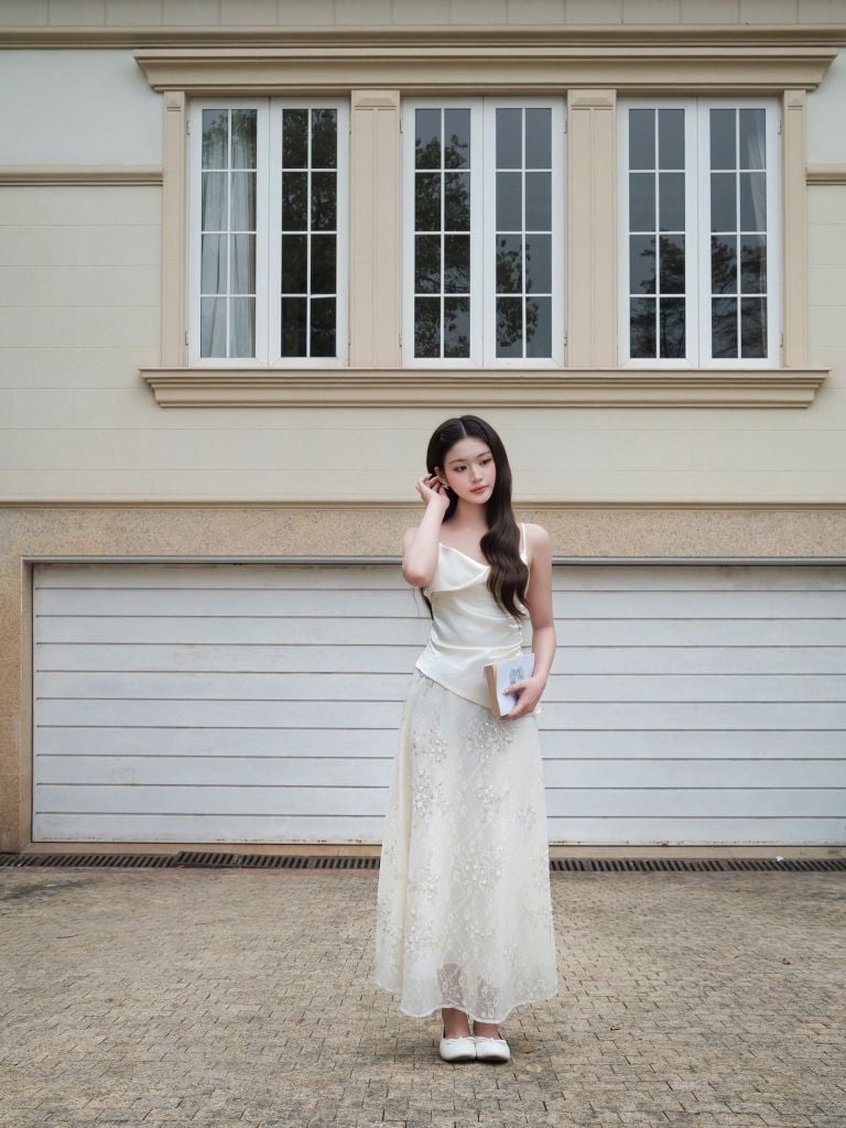 Lilan Skirt - Chân váy ren voan kim sa