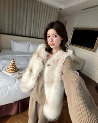 Snowy Coat -  Áo gile lông