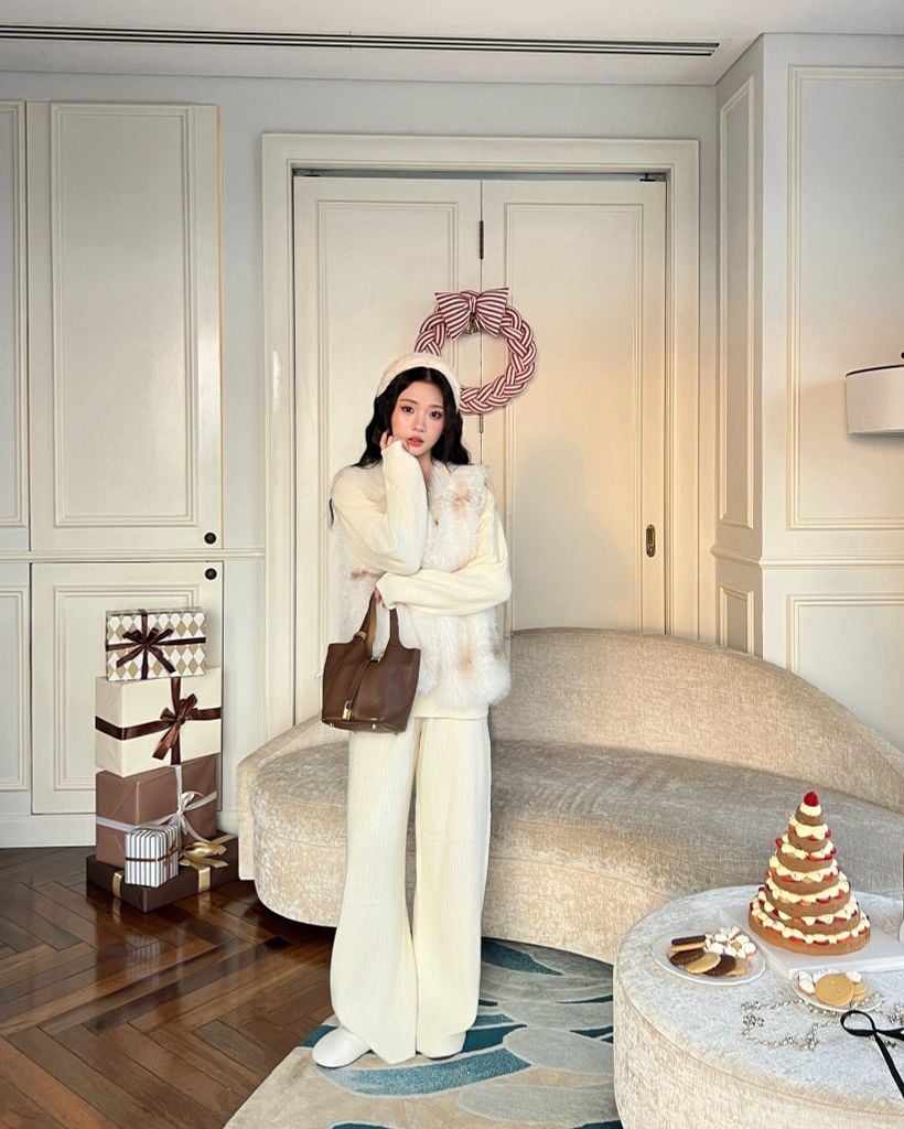 Noelle Jumper - Áo len cổ tim