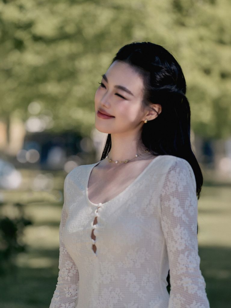 Fiona Dress - Váy ren hoa