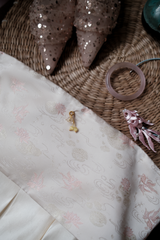 Giao Mẫn - Áo quây xếp ly