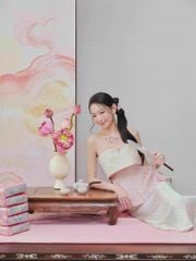 Giao Mẫn - Áo quây xếp ly