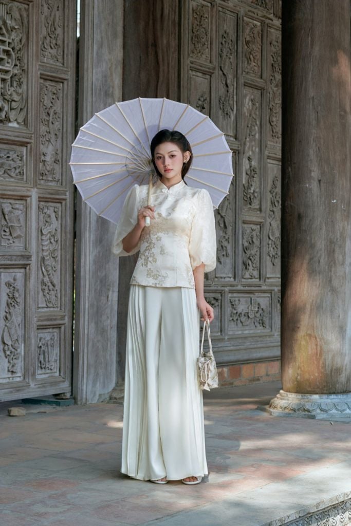 Hải Đường - Áo gấm chiết eo tay bồng
