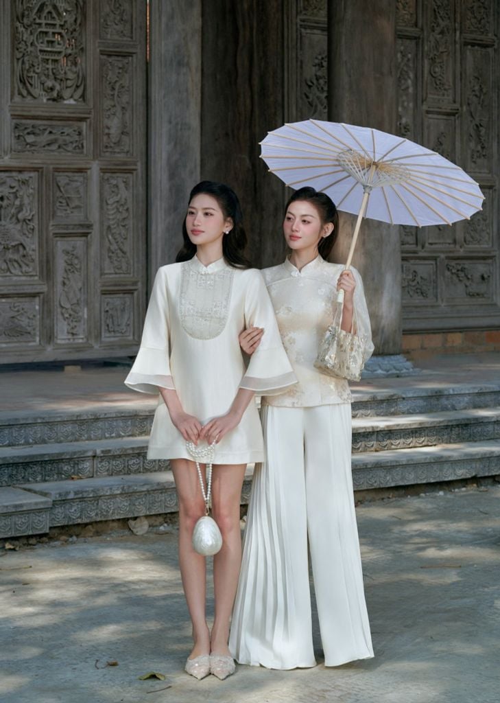 Hải Đường - Áo gấm chiết eo tay bồng