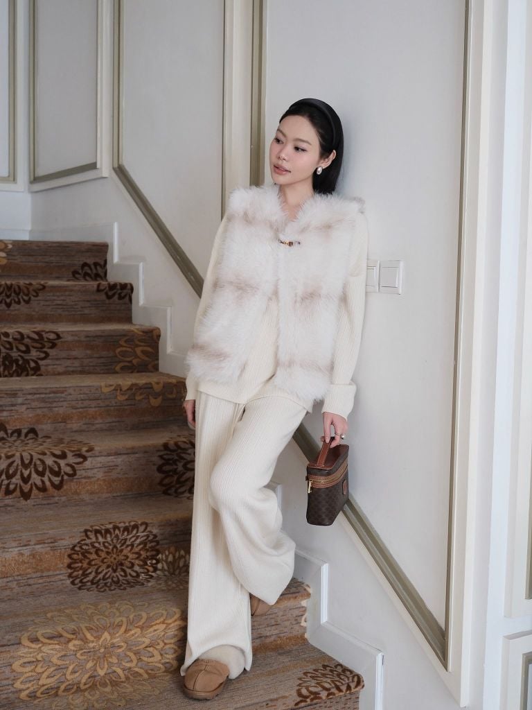 Noelle Jumper - Áo len cổ tim