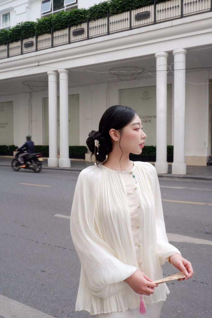 Tịnh Yên - Áo tơ xếp ly phối gấm