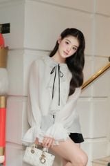 Olie Shirt -  Somi bèo nơ đen