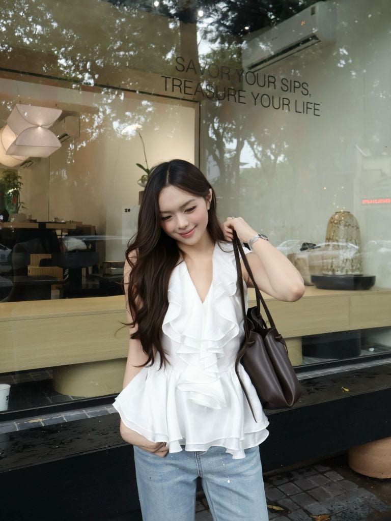 Emma Top - Áo tơ peplum cổ V bèo