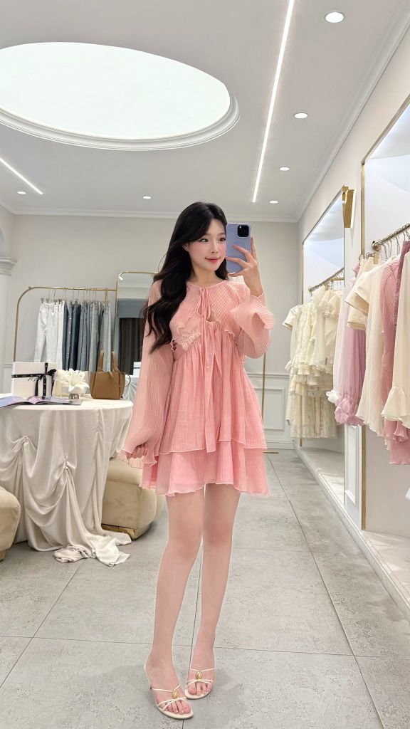 Mae Dress - Set váy kèm áo choàng tơ xếp ly