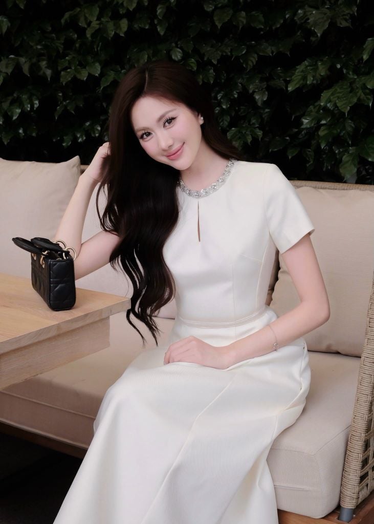 Valentina Dress - Đầm midi ngắn tay cổ đá chiết eo