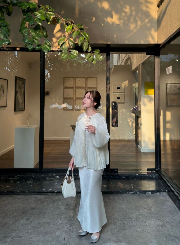 Tịnh Yên - Áo tơ xếp ly phối gấm