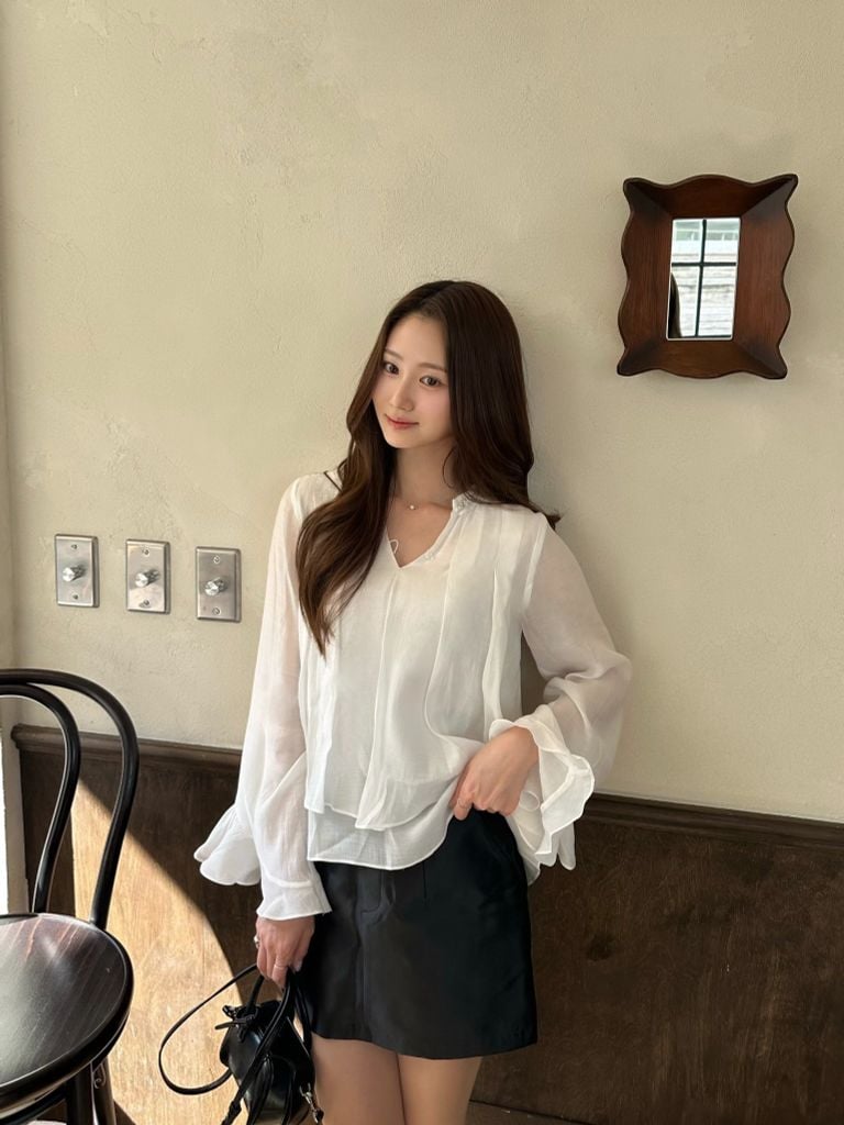Lisa Shirt - Sơmi tơ tay bồng