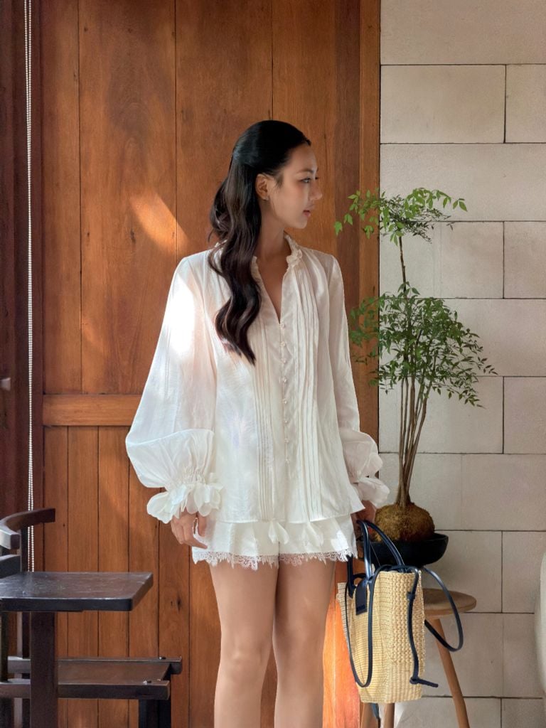 Nabi Shirt - Sơmi tơ tay hoa