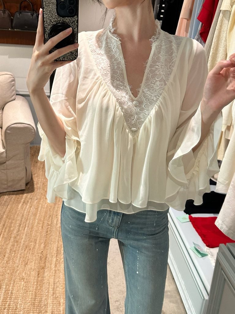 Alice Shirt - Sơmi chiffon cổ V ren