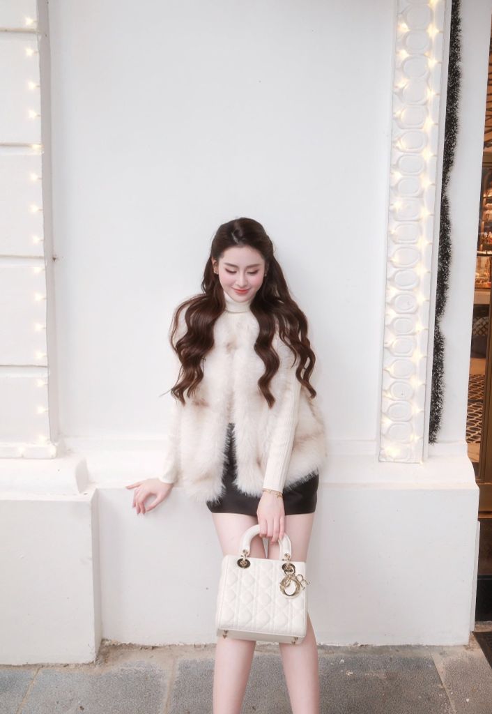 Snowy Coat -  Áo gile lông