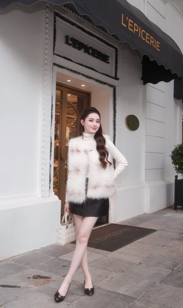 Snowy Coat -  Áo gile lông