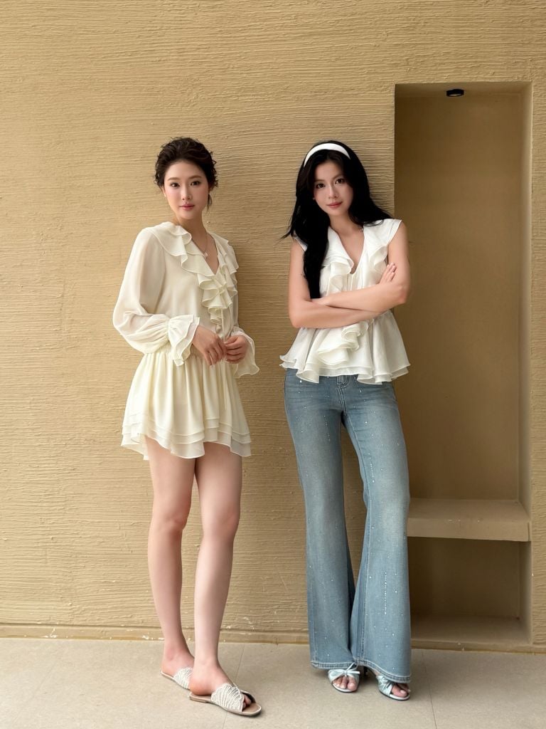 Flore Dress - Váy chiffon nhún eo cổ V bèo