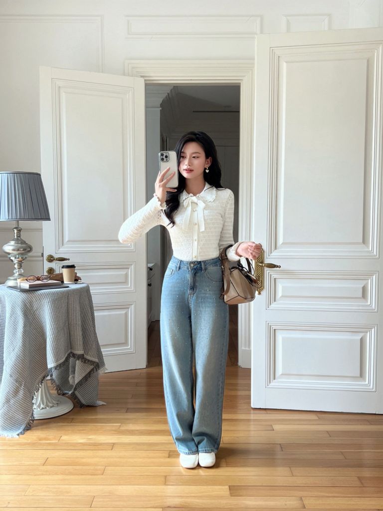 Velvet Top - Áo len cổ bèo