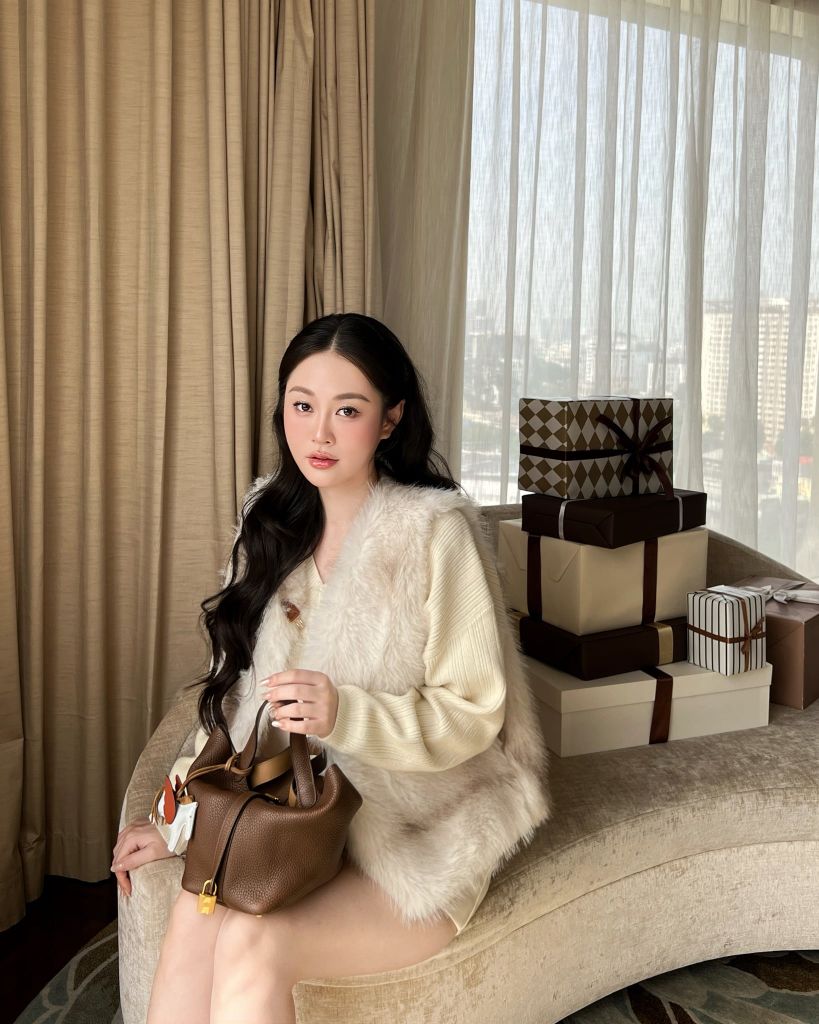 Snowy Coat -  Áo gile lông