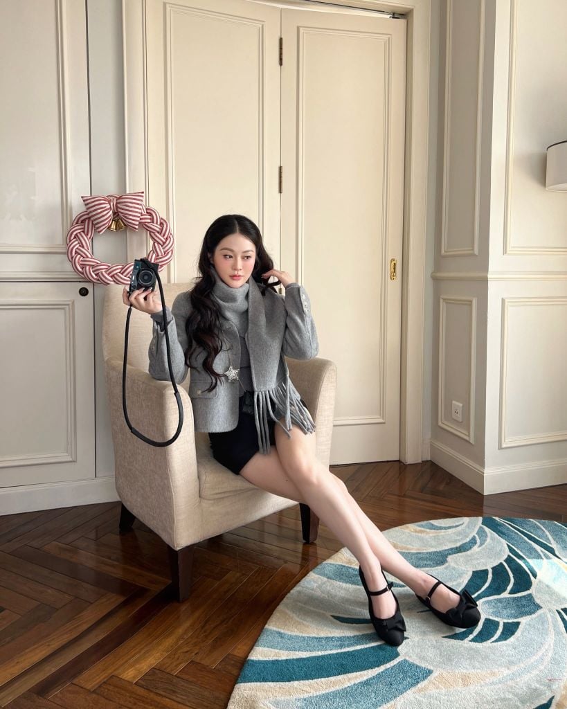 Elise Coat - Áo khoác cổ V