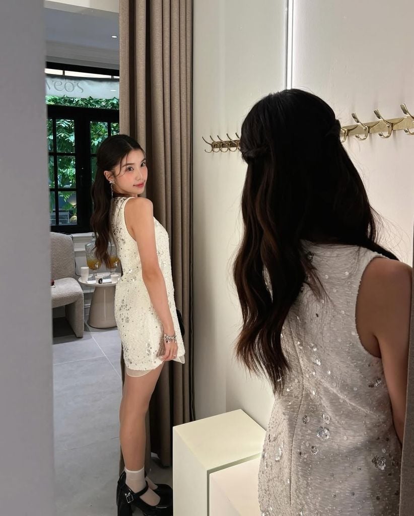 Ceri Dress - Váy đính kim sa phối voan