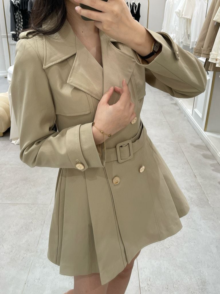 Irina Trenchcoat