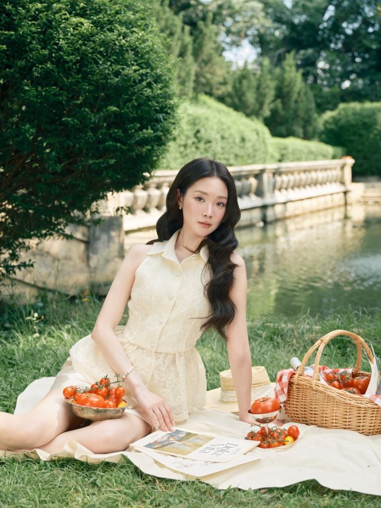 Jolie Top - Áo ba lỗ ren peplum