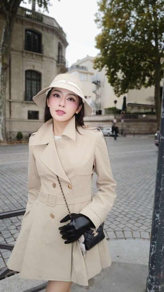Irina Trenchcoat