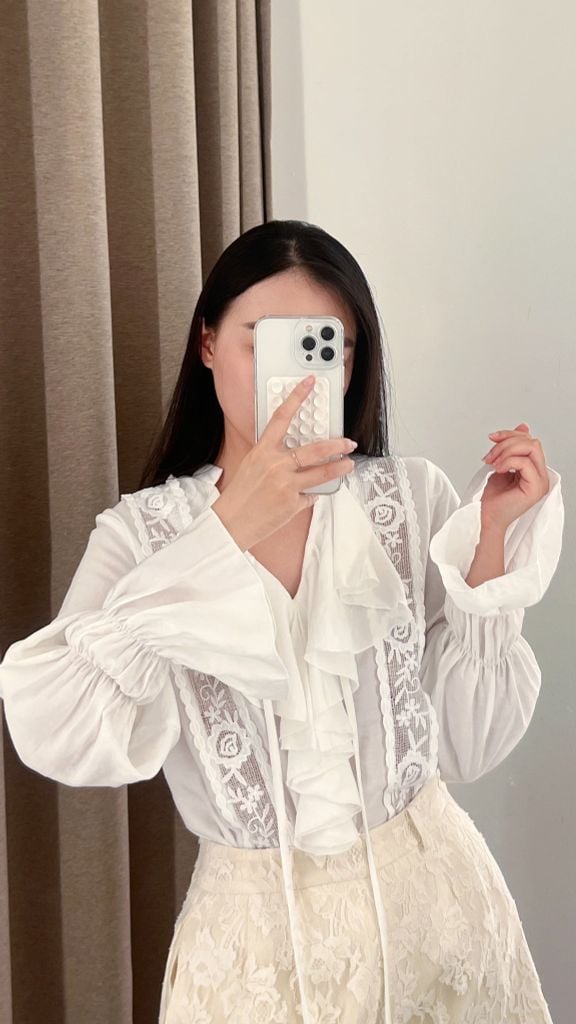 Lala Shirt - Áo tơ đũi phối ren