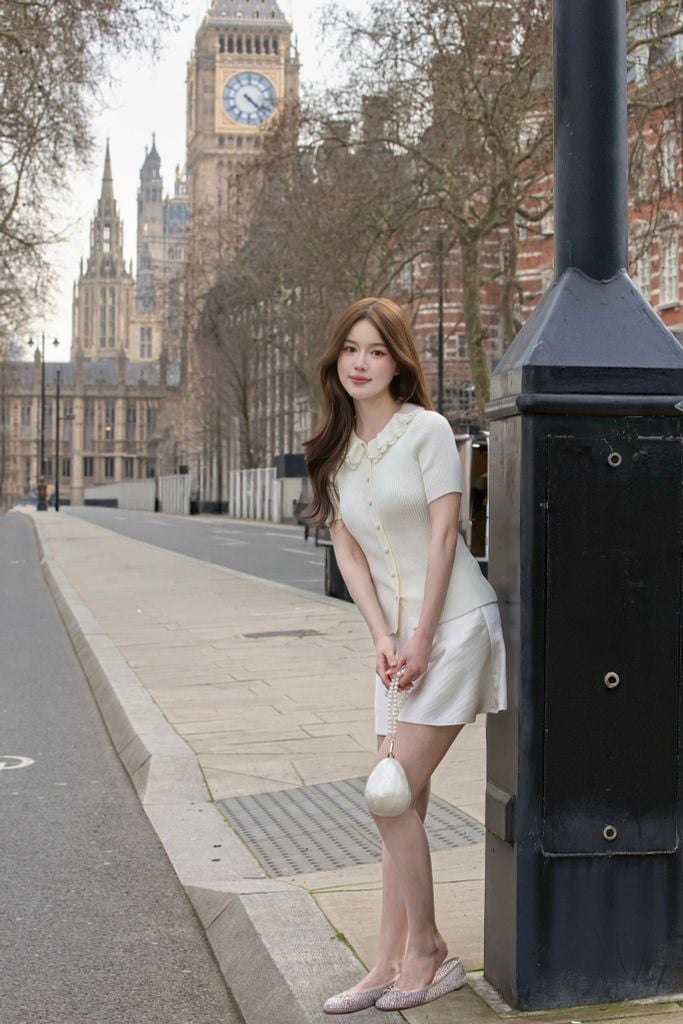 Lumie Skirt - Chân váy ngắn lụa bóng