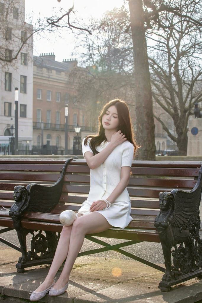 Amelie Top - Áo dệt kim cổ bèo nhún