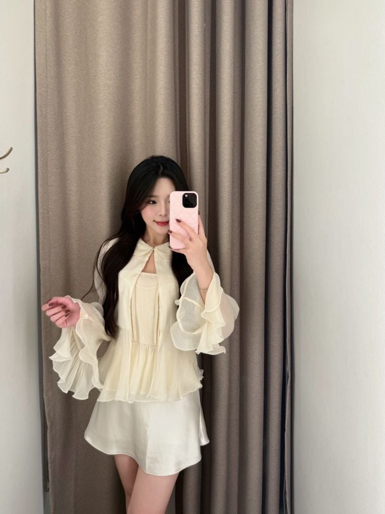 Milky Top - Áo tơ cổ sen