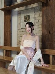 Giao Mẫn - Áo quây xếp ly