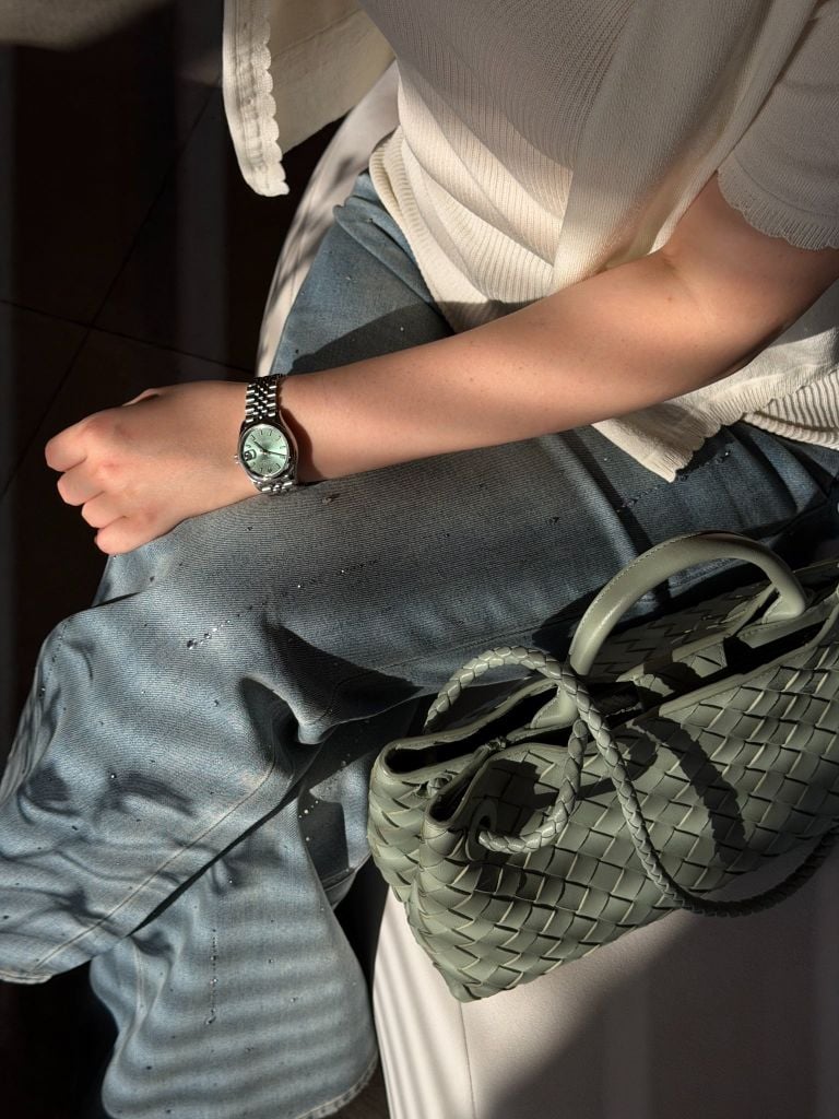 Glow Jeans - Quần jeans loe đính đá