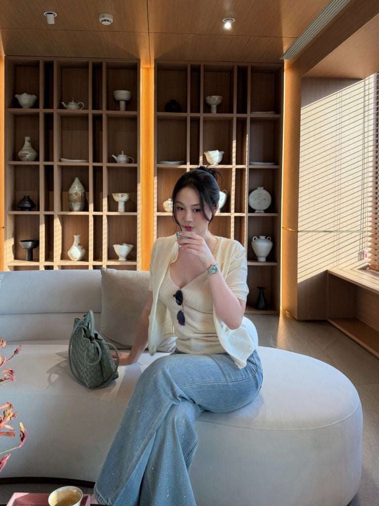 Nami Set - Set áo ba lỗ và cardigan viền sóng
