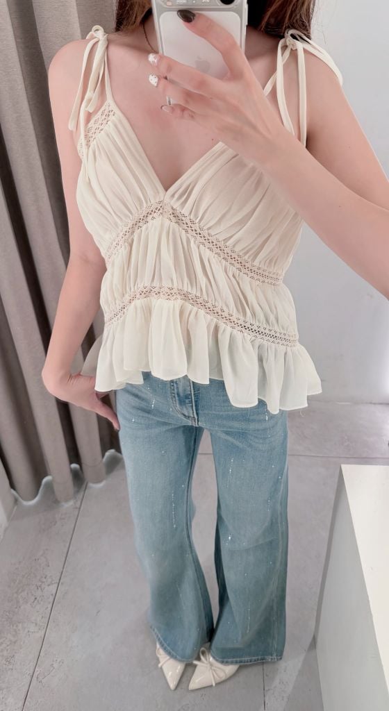 Solena Cami - Áo 2 dây nhún phối ren