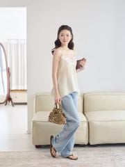 Starlight Jeans - Quần jeans ống xuông đính đá bên hông