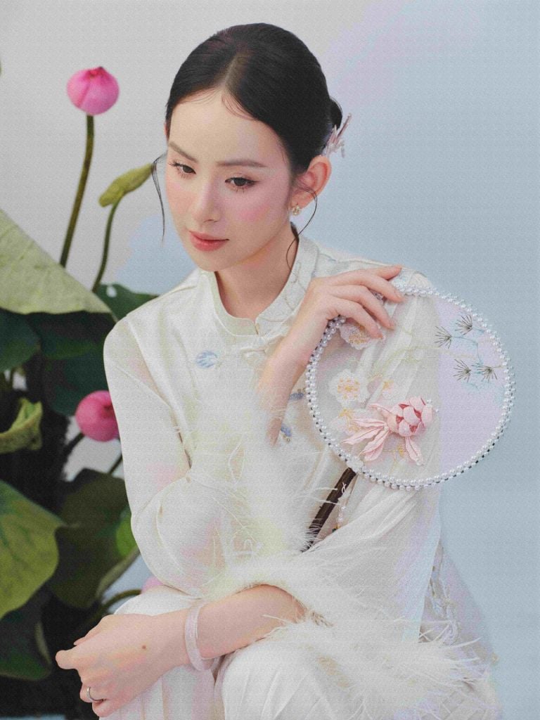 Thiên Lam - Áo lụa thêu tay phối lông